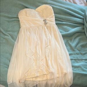 Strapless white dress with sparkles